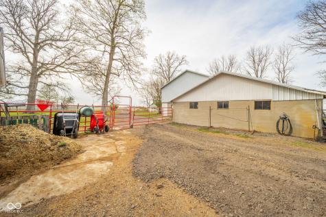 11910 S County Road 800 W Daleville IN 47334