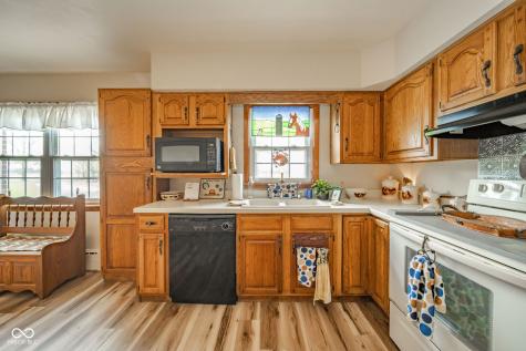 11910 S County Road 800 W Daleville IN 47334