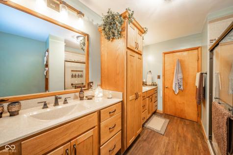 11910 S County Road 800 W Daleville IN 47334
