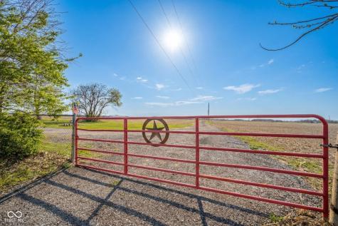 11910 S County Road 800 W Daleville IN 47334