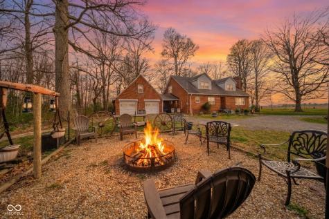11910 S County Road 800 W Daleville IN 47334