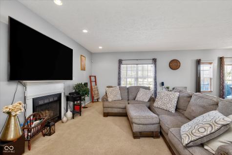 6678 Avalon Boulevard Avon IN 46123