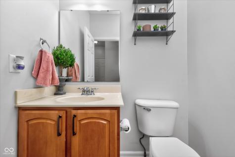 6678 Avalon Boulevard Avon IN 46123