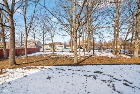 6678 Avalon Boulevard Avon IN 46123