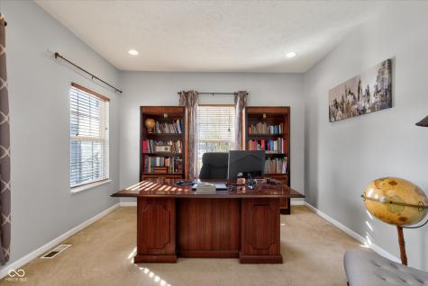 6678 Avalon Boulevard Avon IN 46123