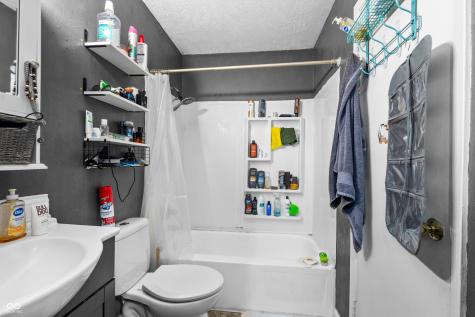 3605 Redwood Drive Indianapolis IN 46227