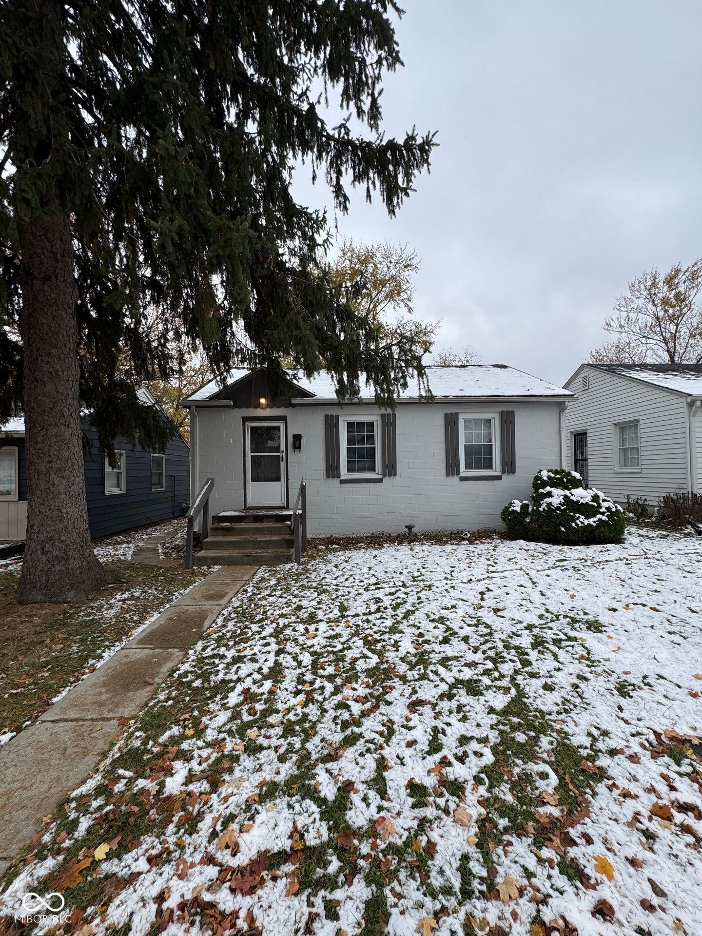 138 N 3rd Avenue Beech Grove IN 46107
