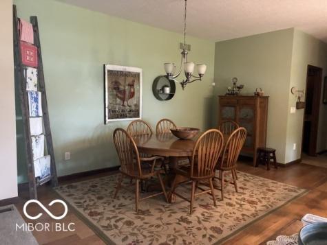 2453 W 1550 N Covington IN 47932