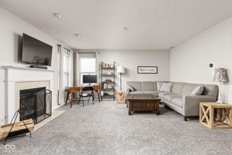 5727 Brookstone Drive Indianapolis IN 46234