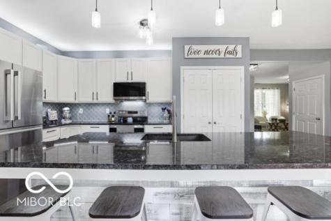 7551 Purple Cress Drive Avon IN 46123