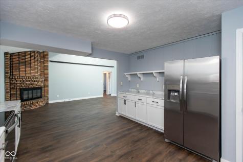 4829 Dancer Drive Indianapolis IN 46237