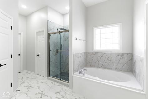 8146 Winterset Circle Indianapolis IN 46214