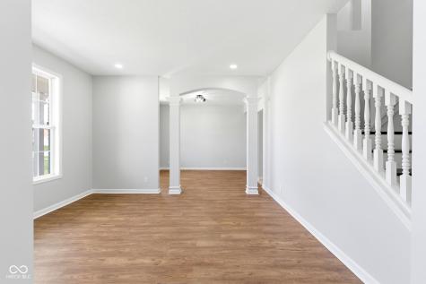8146 Winterset Circle Indianapolis IN 46214