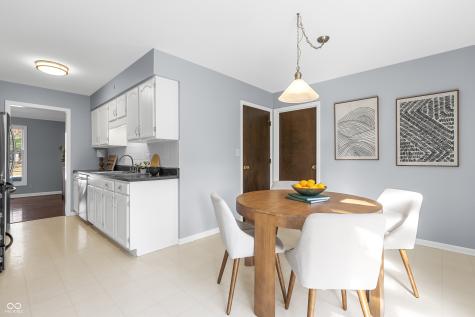 10707 Lakeshore Drive E Carmel IN 46033