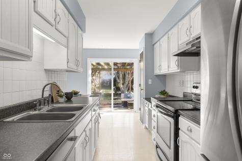 10707 Lakeshore Drive E Carmel IN 46033