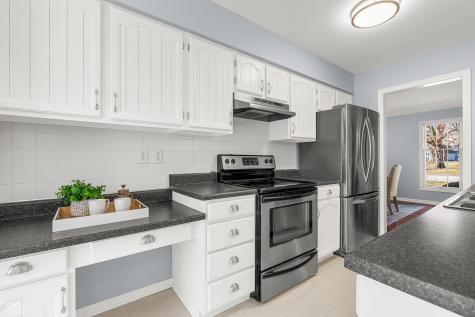 10707 Lakeshore Drive E Carmel IN 46033