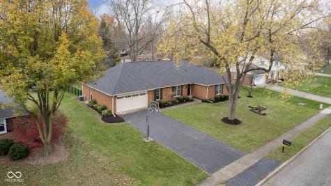 10707 Lakeshore Drive E Carmel IN 46033