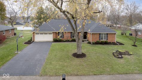 10707 Lakeshore Drive E Carmel IN 46033