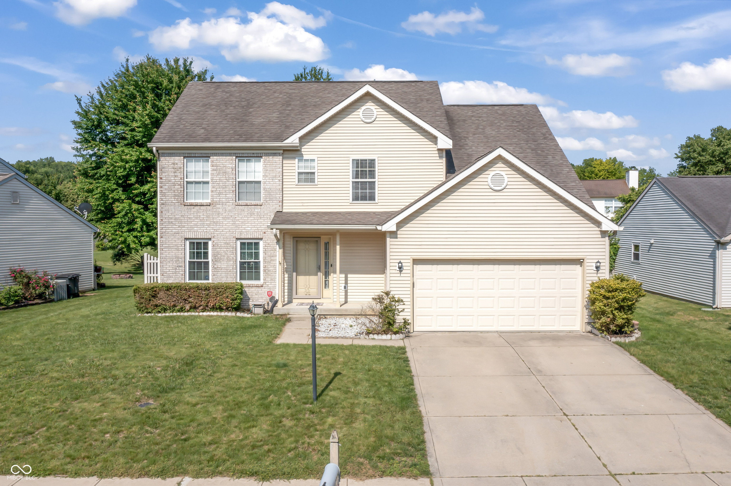 2326 Gradison Circle Indianapolis IN 46214