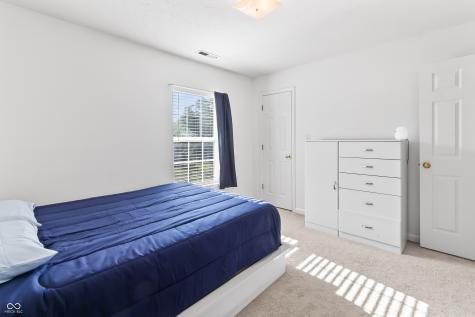 2326 Gradison Circle Indianapolis IN 46214