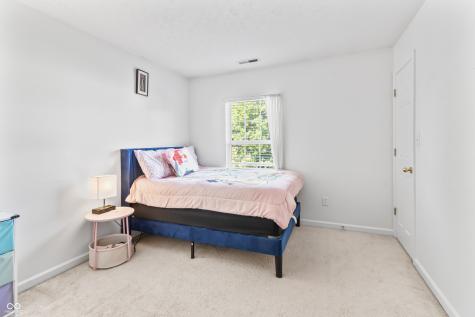 2326 Gradison Circle Indianapolis IN 46214