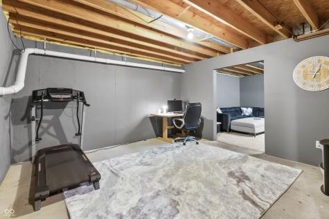 2326 Gradison Circle Indianapolis IN 46214