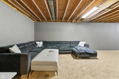 2326 Gradison Circle Indianapolis IN 46214