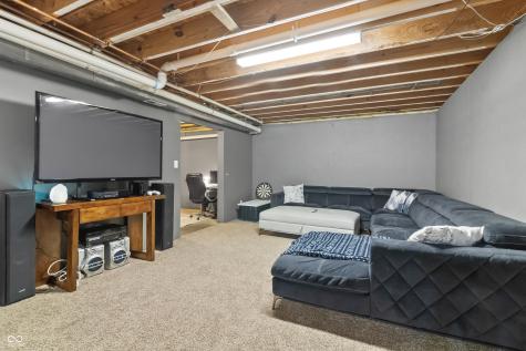 2326 Gradison Circle Indianapolis IN 46214