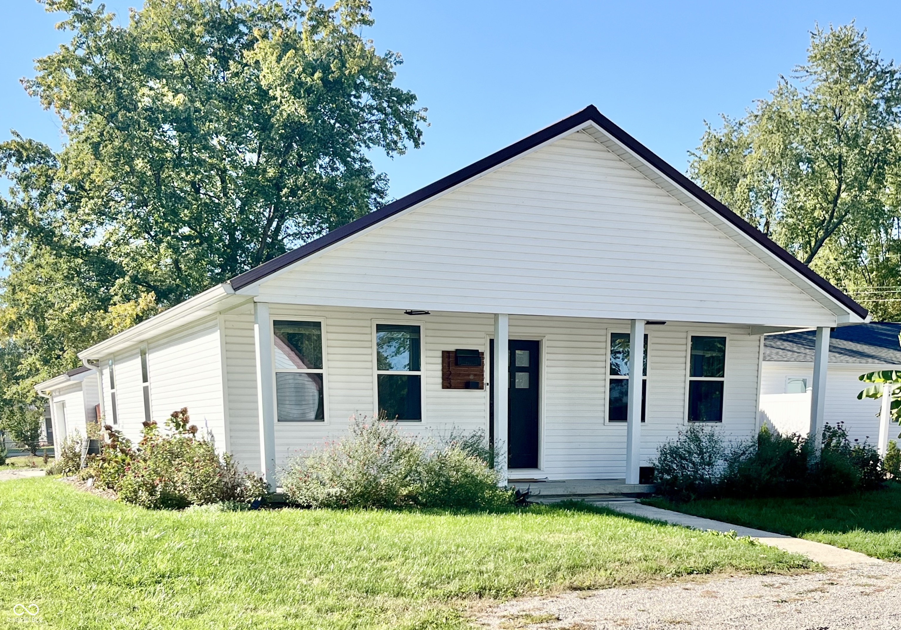 1123 Washington Street Hope IN 47246