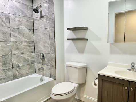 1123 Washington Street Hope IN 47246