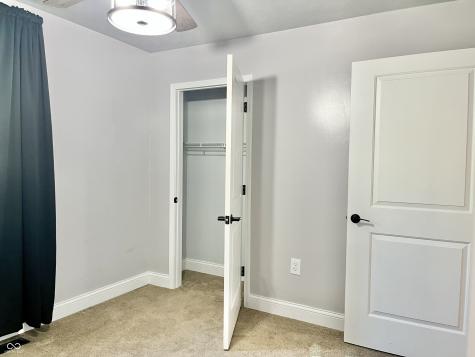 1123 Washington Street Hope IN 47246