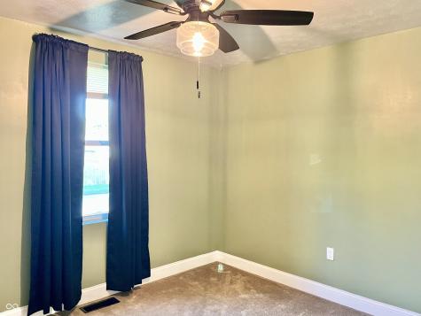 1123 Washington Street Hope IN 47246