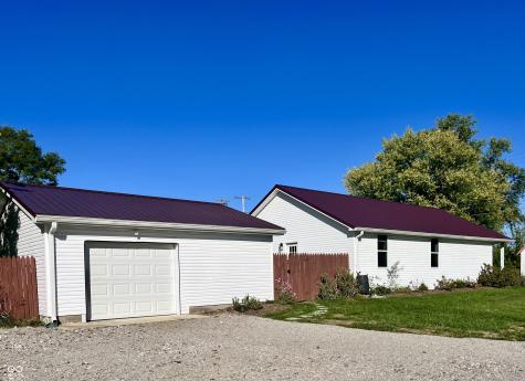 1123 Washington Street Hope IN 47246
