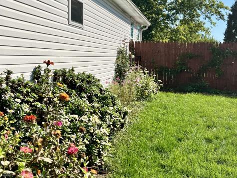 1123 Washington Street Hope IN 47246