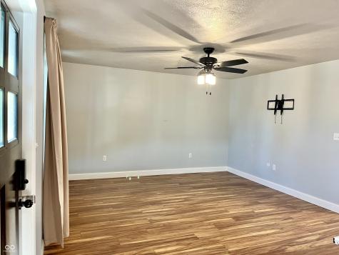 1123 Washington Street Hope IN 47246