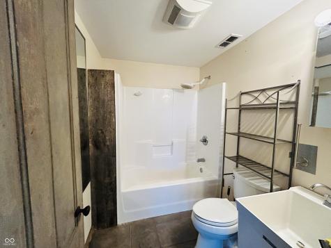 5442 W 400 N Fairland IN 46126