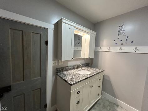 5442 W 400 N Fairland IN 46126