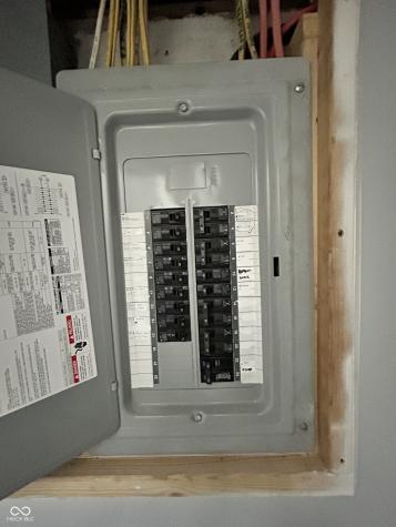 5442 W 400 N Fairland IN 46126