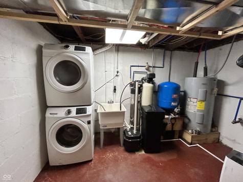 5442 W 400 N Fairland IN 46126