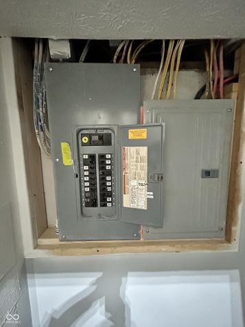 5442 W 400 N Fairland IN 46126