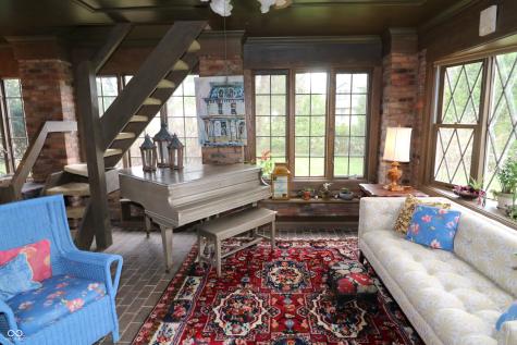 1 Crosstie Lane Batesville IN 47006