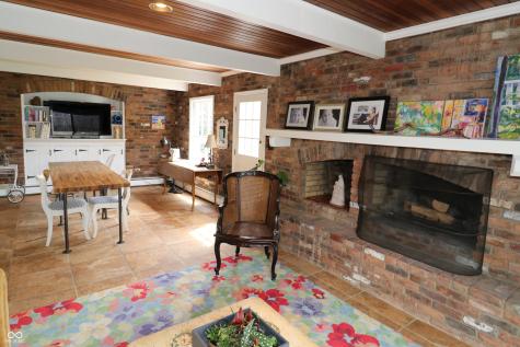 1 Crosstie Lane Batesville IN 47006