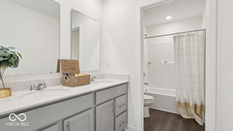 238 Aster Way Greenfield IN 46140