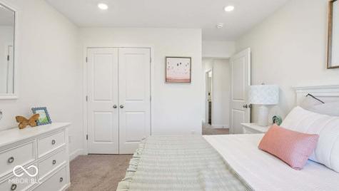 238 Aster Way Greenfield IN 46140