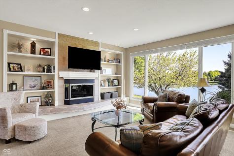 5521 Salem Drive N Carmel IN 46033