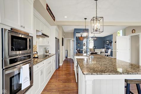 5521 Salem Drive N Carmel IN 46033
