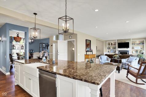 5521 Salem Drive N Carmel IN 46033