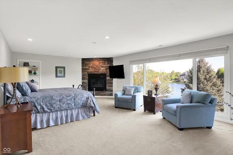 5521 Salem Drive N Carmel IN 46033