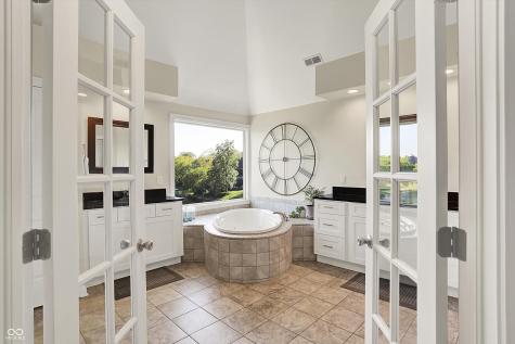 5521 Salem Drive N Carmel IN 46033