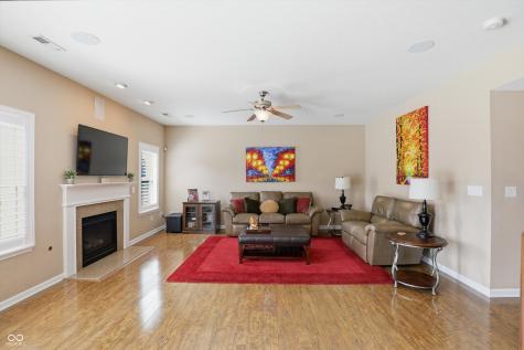1293 Blue Haven Way Greenwood IN 46143